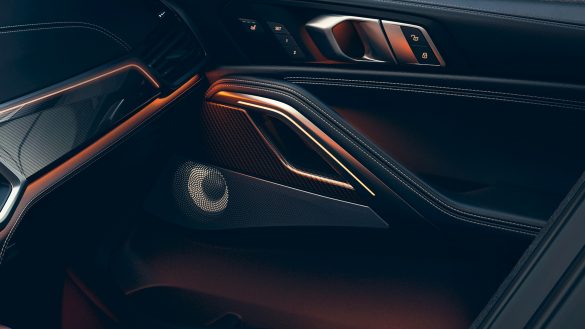 BMW X6 Surround Sound